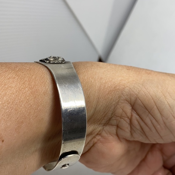 Stunning Art Nouveau sterling cherub bracelet - Picture 11 of 15